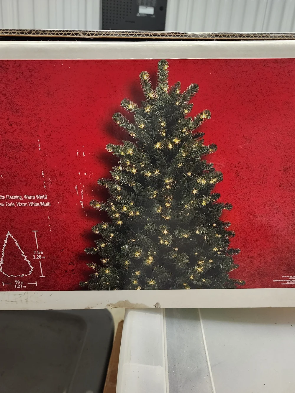 Fenwick 7.5 ft Pre-Lit Pine LED Tree - Green